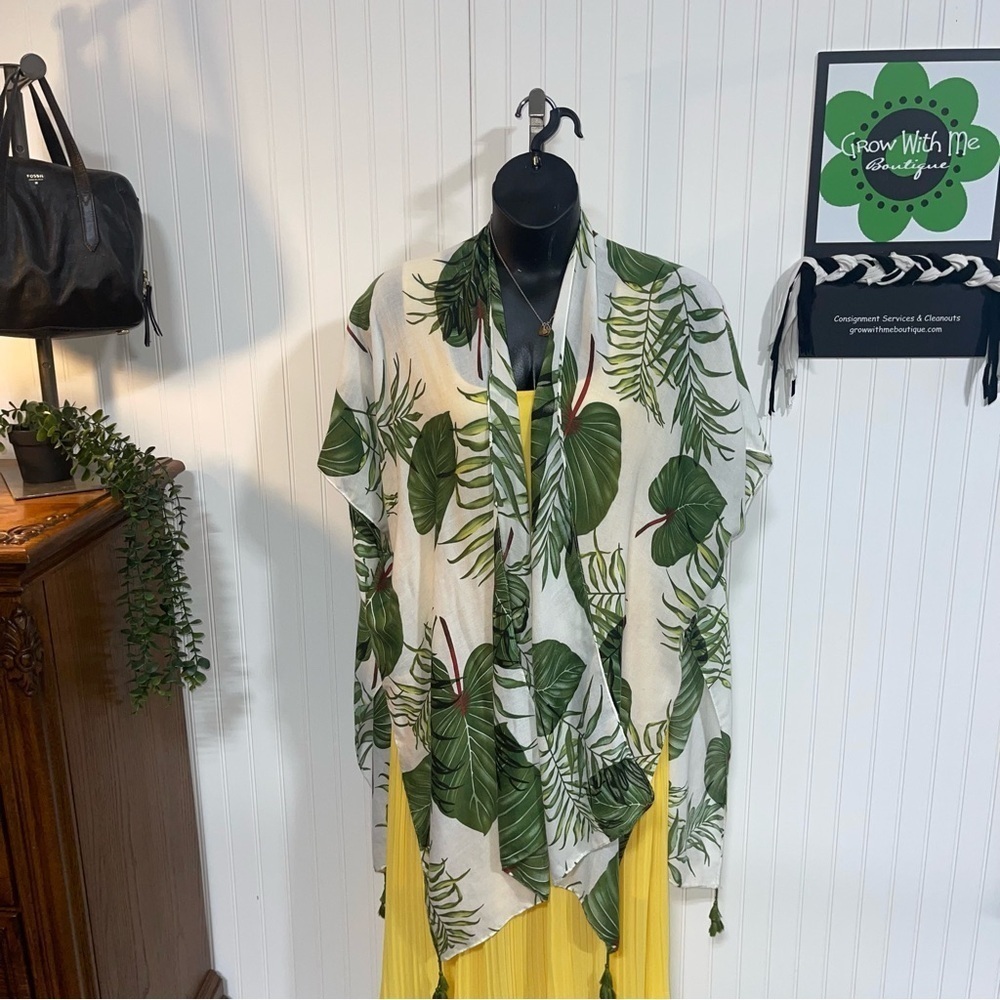 Do everything in love palm Leaf Print Kimono Cardigan